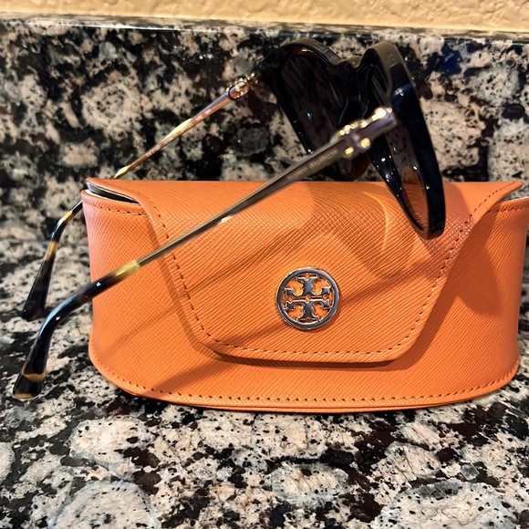 Tory Burch Sunglasses - Picture 3 of 3